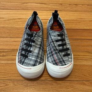 Rocket Dog Plaid Slip On Sneakers Size 8
